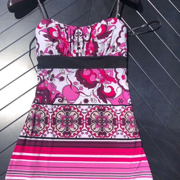 Elastic Tank Top with bra pads n side zipper small - Picture 8 of 8